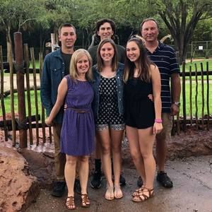 Meet your Posher, Tom